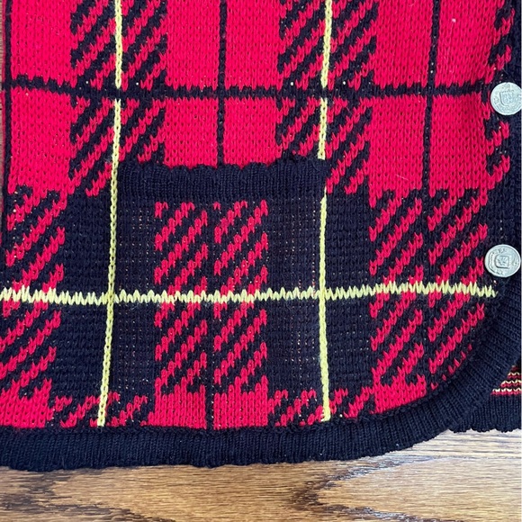 Tally Ho Women's Vintage Sweater Red/Black Plaid Size Large - Picture 4 of 10